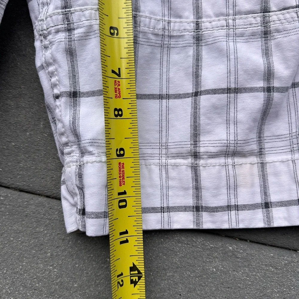 Levi's Men's Plaid Cargo Shorts White Gray 11